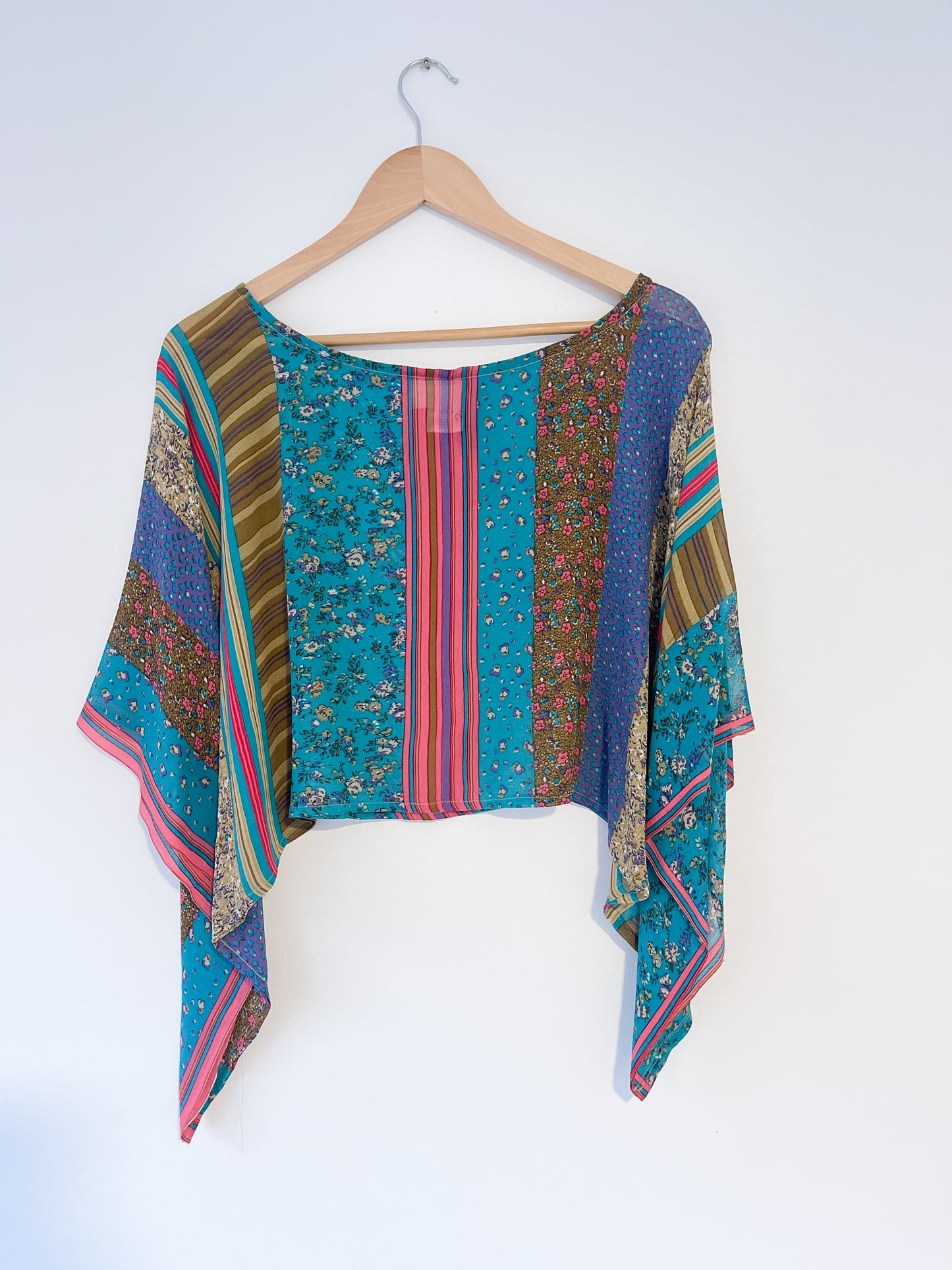 Rumi top : floral stripe