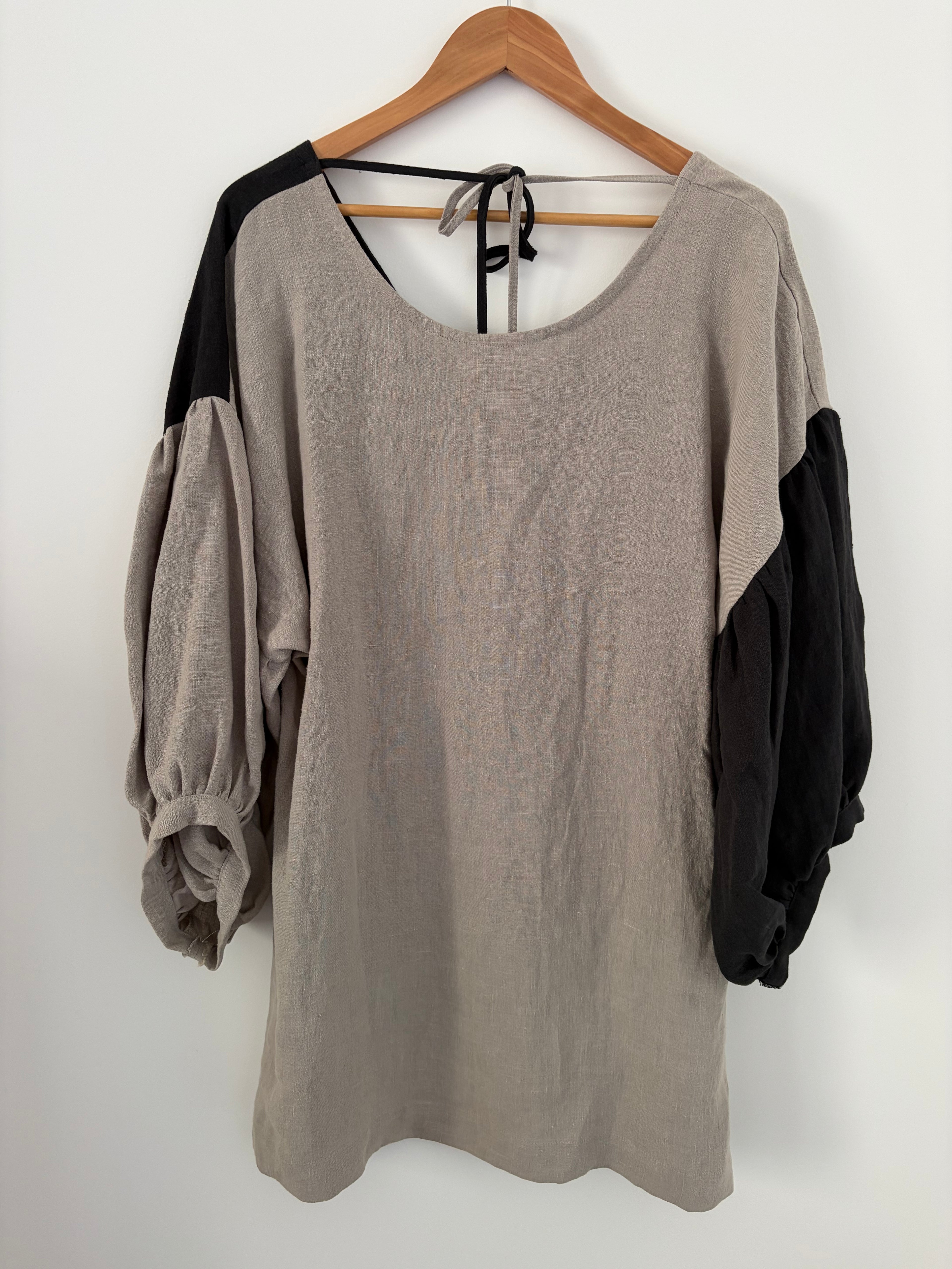 Gypsy shift dress : grey black