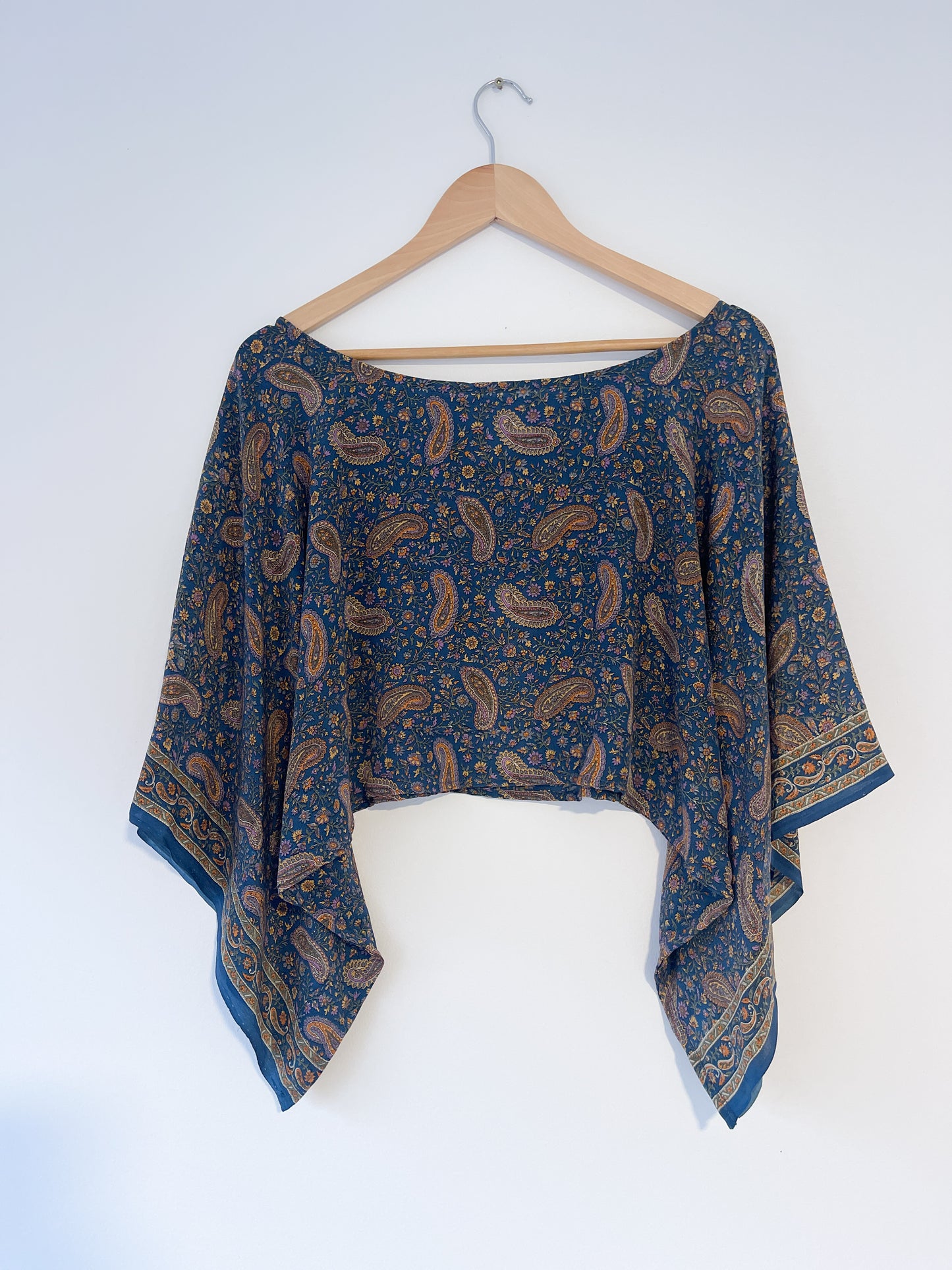 Rumi top :  midnight floral