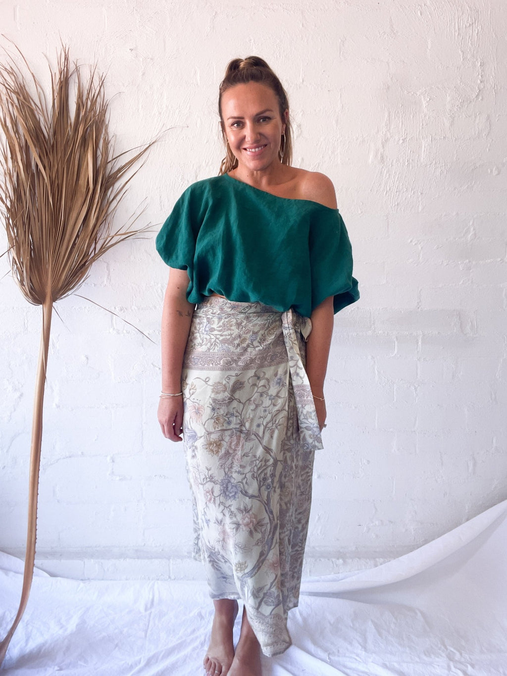 Aura Blouse : emerald linen - RAFF.A.ELLA