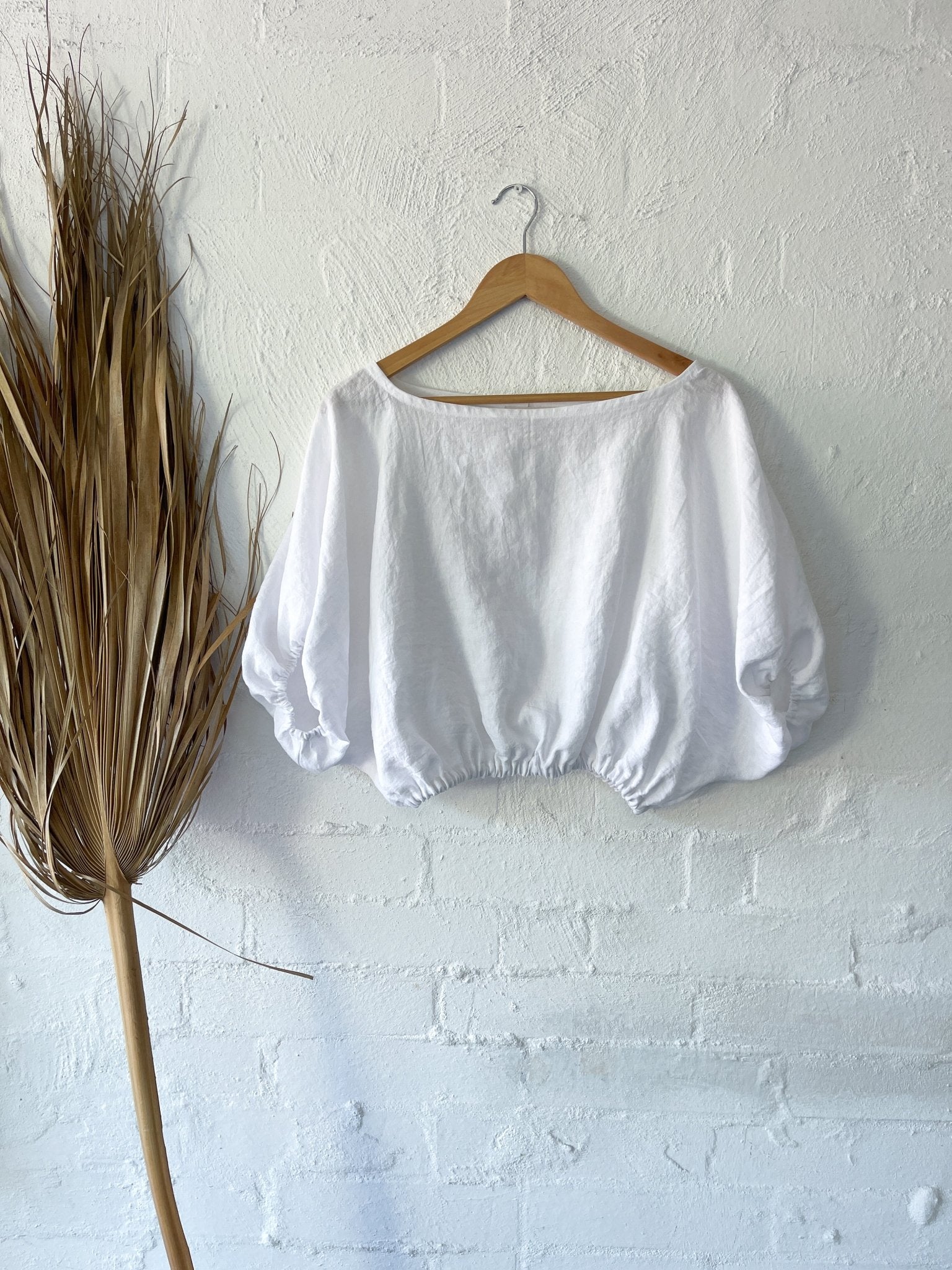 Aura Blouse : white linen - RAFF.A.ELLA