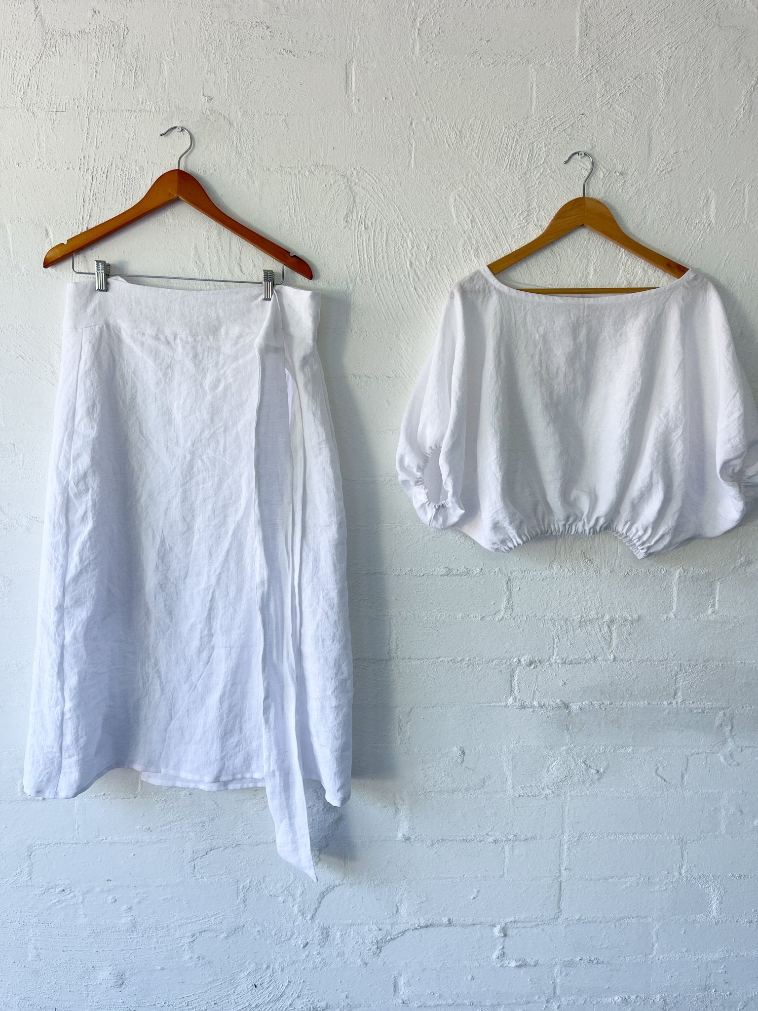 Aura Linen Wrap Skirt : White - RAFF.A.ELLA