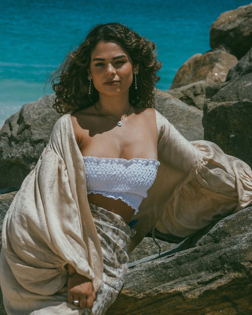 the Circe robe : champagne - RAFF.A.ELLA